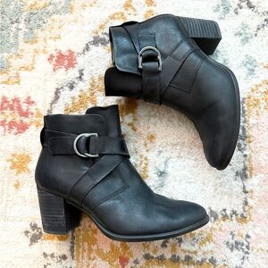 ECCO WOMEN'S SHAPE 55 MID CUT Black Leather Boots Booties